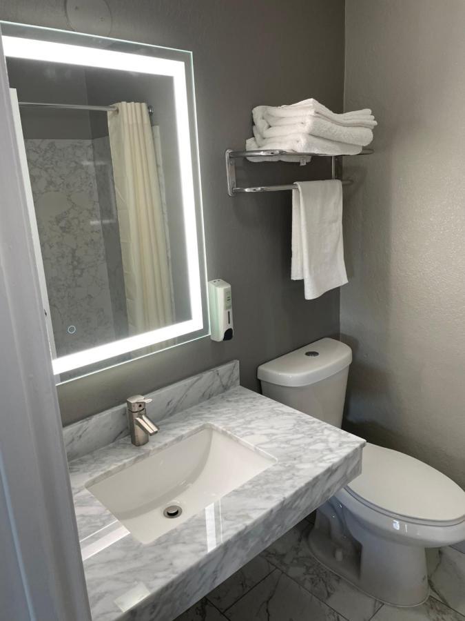 Villa Court Inn Oroville Exterior photo